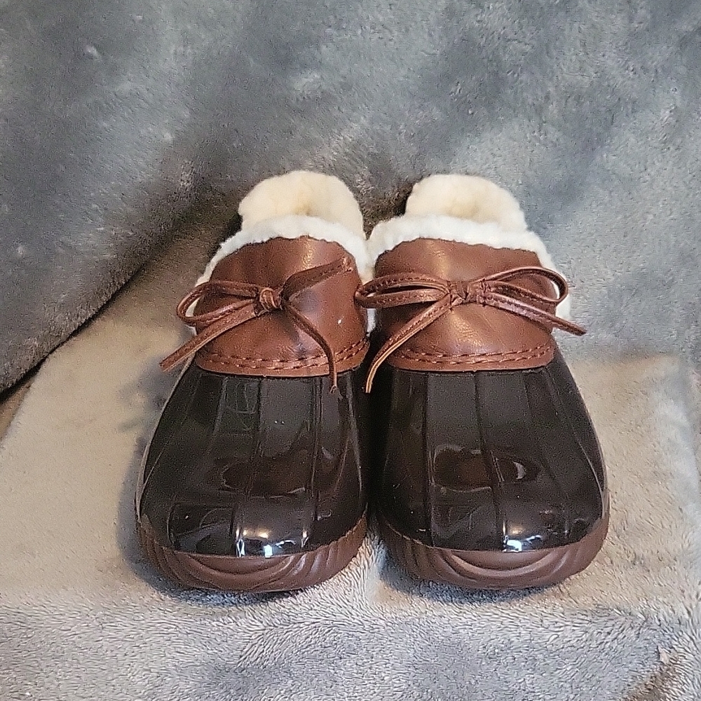 Brown and Black Ankle Boots with Faux Fur Lining